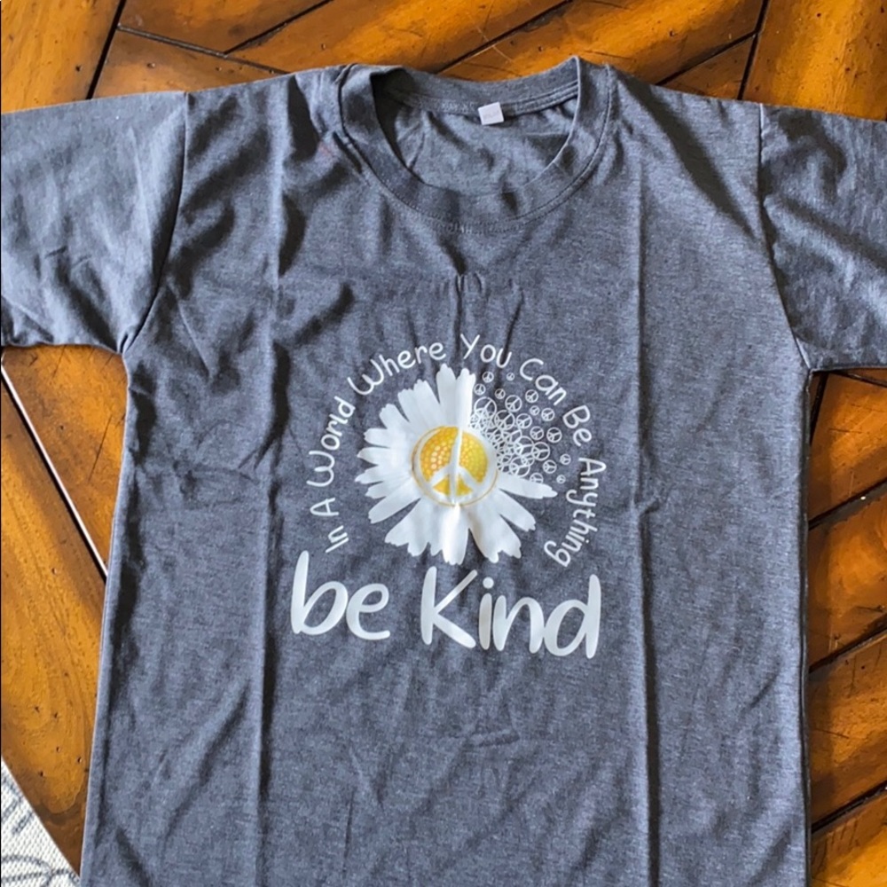 Be kind t-shirt